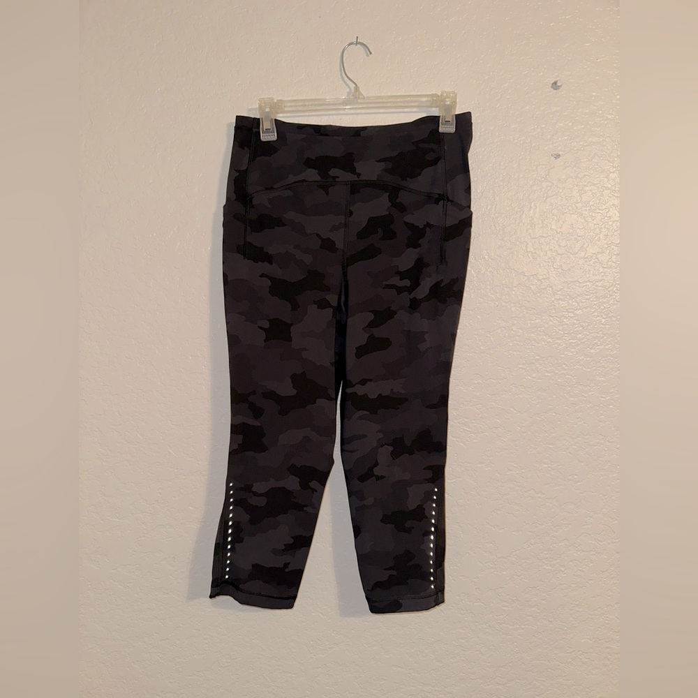 Lululemon Speed Swift High Rise Crop 21”